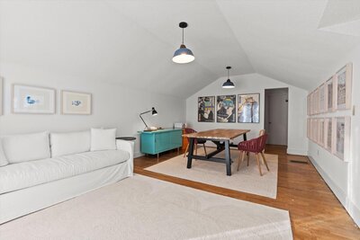 2220NewHampshireUpstairs