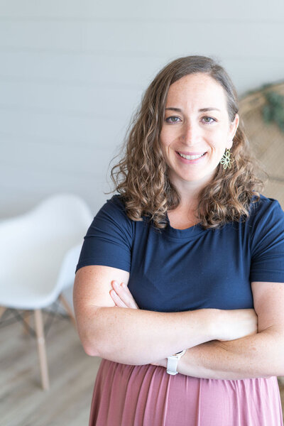 haley certified nutritionist to help women going through the pregnancy journey
