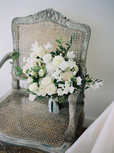 lily-paloma-wedding-florist-france-french-chateau (11)