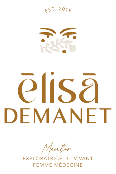 Logo complet Elisa Demanet, ocre sur fond blanc. Crée par le STudio Youmé, spécialiste en image de marque à Saint-Gilles-Croix-de-Vie en Vendée.