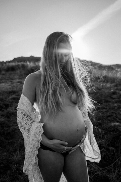 Zwangerschapsfotoshoot in de duinen van Parnassia Bloemendaal aan Zee