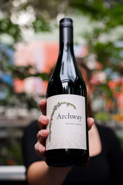 California pinot noir bottle