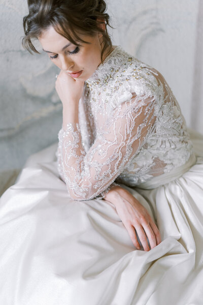Bride in lace wedding dress, Italy Wedding photographer, Renee Lemaire Photography