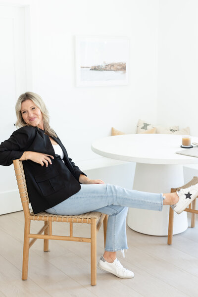 Discover Tara Dunn, the creative force behind Tara Dunn Photography. Explore her journey and passion for illuminating brand stories through captivating visuals in Arizona.