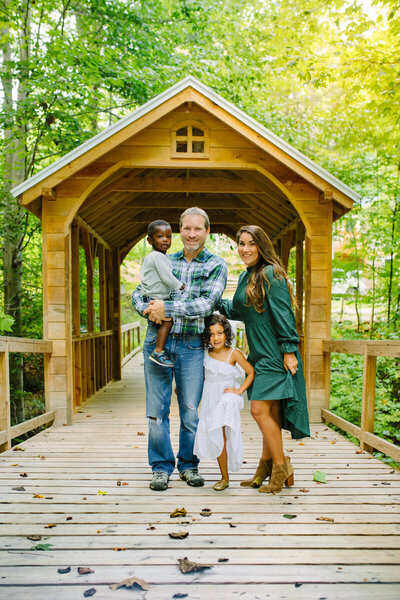 Palm Beach wedding photographer with her family