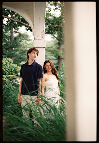 Cinematic Summer Engagement session with wildflowers - Stacey Vandas photography166