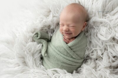 Knoxville newborn photographer, newborn portraits Knoxville, newborn baby photography near me Knoxville