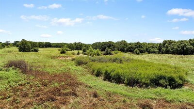 white updated kitchen in Callisburg ISD home for sale