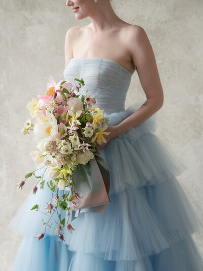 Bride and Bouquuet | Nicole Chapman Design