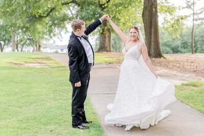 Engaged Couple at Country Club of Columbus by Columbus Georgia Wedding Photographer Amanda Horne