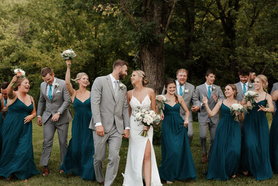 fun wedding party photos