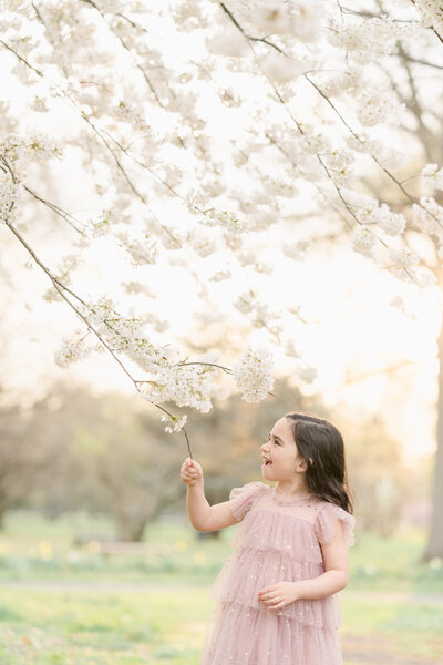 Courtney-Landrum-Photography-Motherhood-Cherry-Blossoms-19