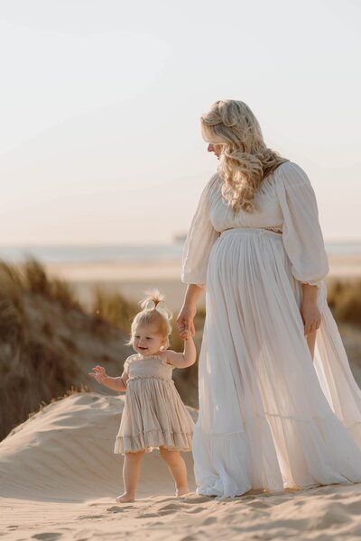 Mommy and me shoot aan de zee