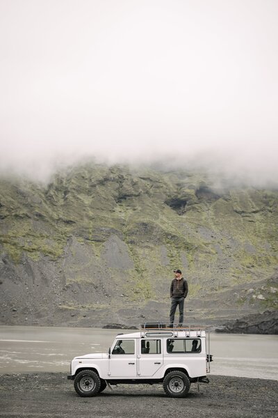 Adventure Elopement Planner in Iceland