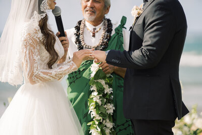 Loulu Palm Wedding Photographer Oahu Hawaii Lisa Emanuele-526