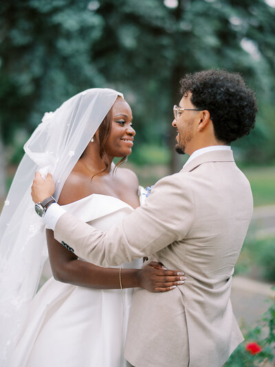 bride and groom portraits at inn on officers garden