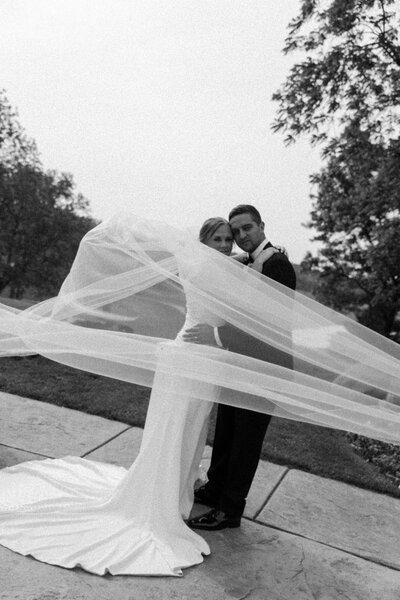 Documentary style photography for a modern and editorial wedding.