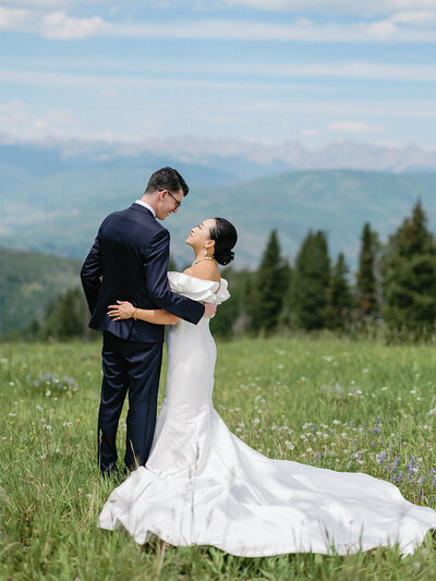 Fall Vail Wedding couple in Aspen Grove