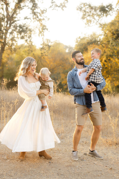 mokulumne river fish hatchery family photography session