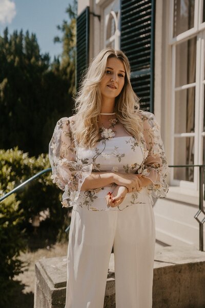 Styling Eva Luna womens health coach