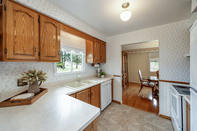3318 Conc Rd 3 eat in kitchen (2)