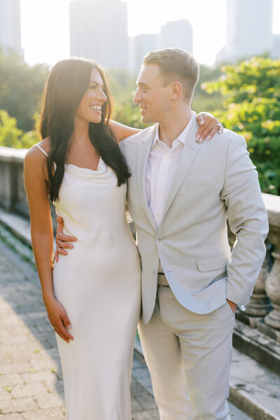A sunset engagement session at the Field Museum in downtown Chicago