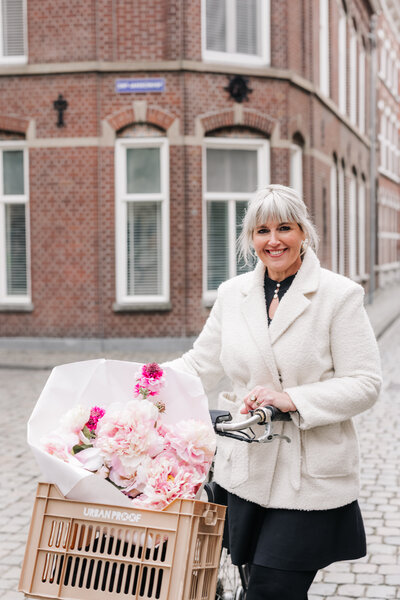 Personal branding fotoshoot Danielle Fassbender door Nienke van Denderen Fotografie-3
