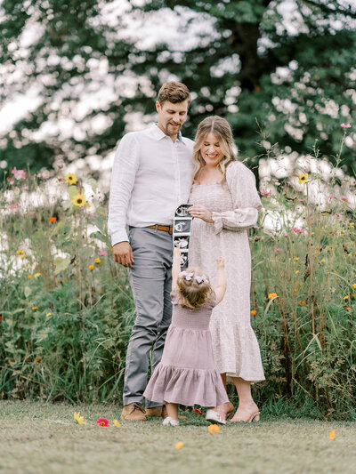 Maternity Photographer Rogers | Laken Brown