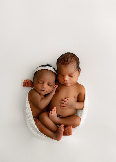denver-twin-newborn-photoshoot