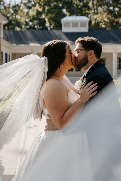 Toccoa Falls Wedding Photographer