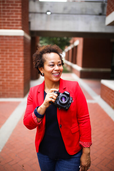 Meet Tiona Fuller, lifestyle family and brand photographer