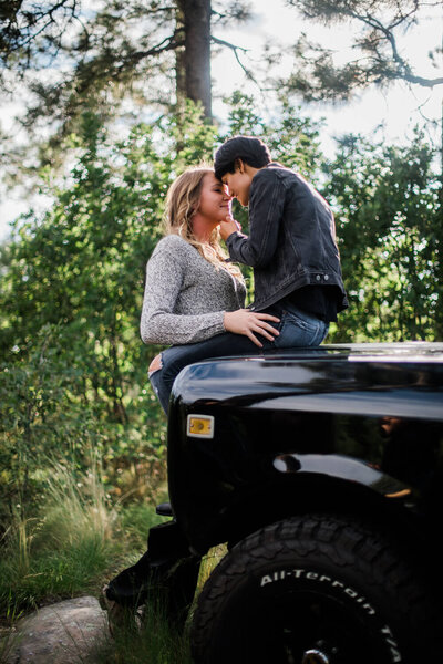 Romantic and Intimate Mountainside Engagement Photo Session in Payson Arizona-8317