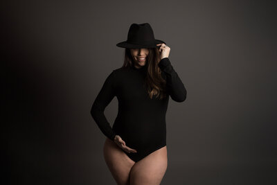 Thriller Maternity Pictures
