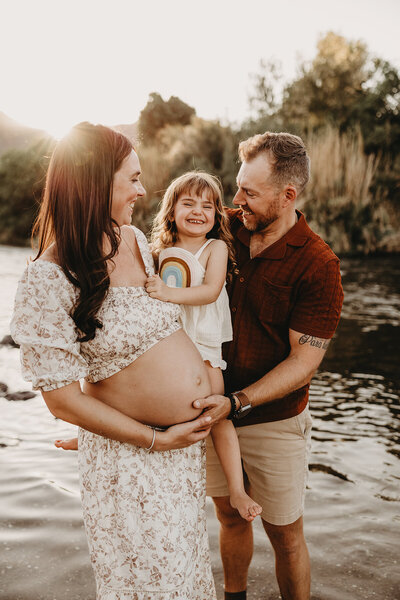 River maternity session in Phoenix arizona 