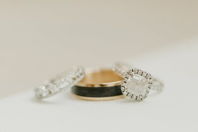 A detailed photo of the wedding rings