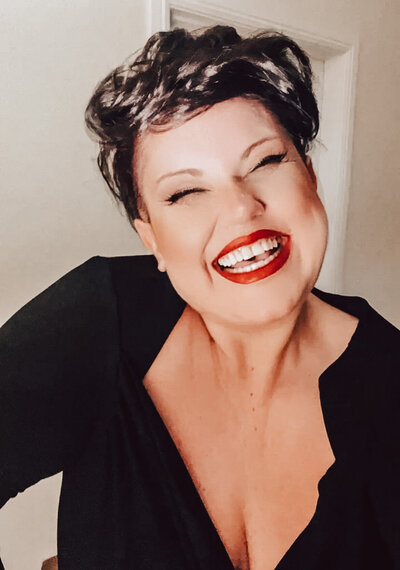 Mindi Lyons