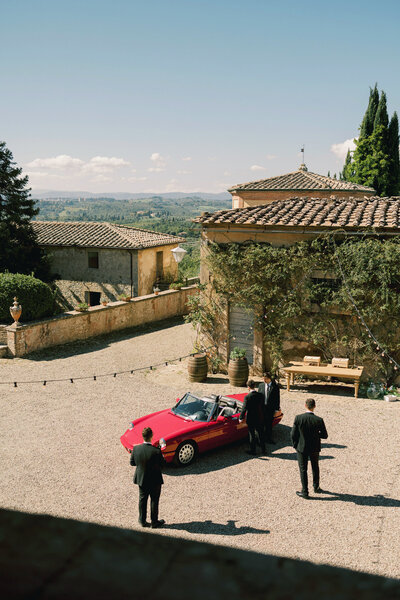 StephanieEthan_VillaCatignano_SienaItaly_SarahAnnePhoto_016