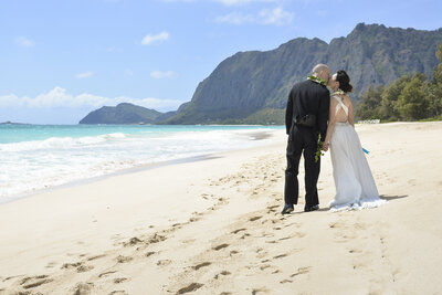 oahu beach wedding