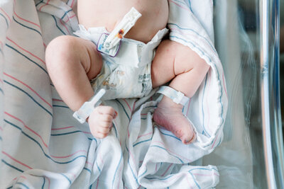 Morristown Medical Center Newborn labor and delivery maternity ward. Newborn photos at Morristown NJ Hospital