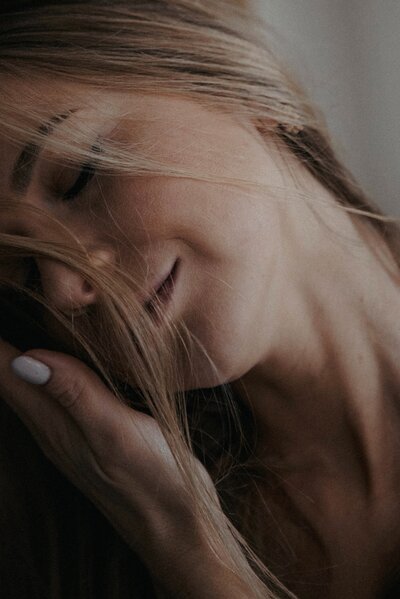 olga-solodilova-6BxqPP85lws-unsplash
