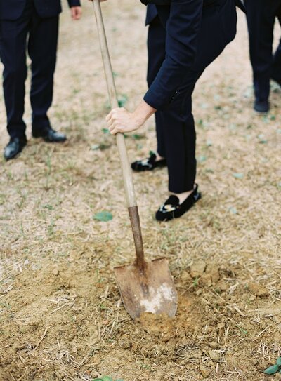 blue-ridge-mountains-country-tented-wedding-david-abel-photography-024