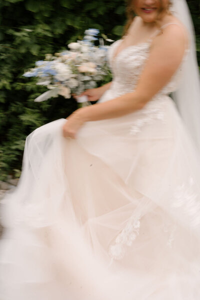 wedding dress, bridal bouquet 