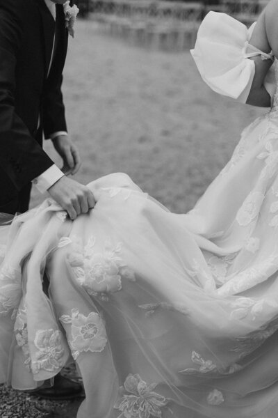 black and white detail photo by North Carolina wedding photographer Laura Memory
