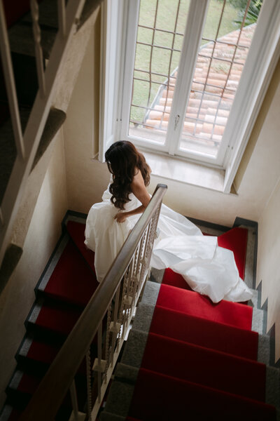bride-and-groom-with-palm-tree-covering-their-face-miami-beach-courthouse