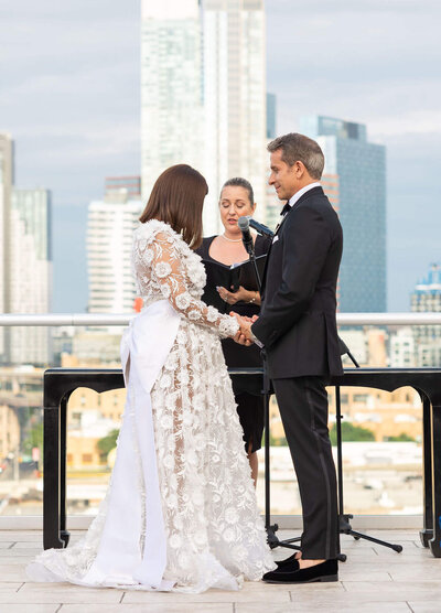 Celebrate love in two languages with The Moon Moments’ Jenni Luna, your Bilingual Wedding Officiant. Trust us to create a church wedding ceremony that seamlessly weaves together languages, cultures, and the beauty of your union.