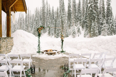 Over 30 beautifully styled ceremony scenes across Alberta, Emerald Lake Lodge, rustic and classic Field, British Columbia wedding venue, featured on the Brontë Bride Blog.