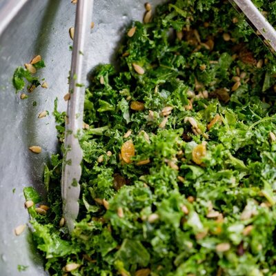 EYN-Nutritionist-Massaged-kale-fennel-salad-recipes--750-1085-