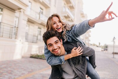 smiling couple 