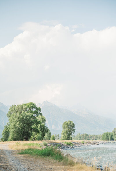 Snake River Ranch Wedding views | Riverfront Wedding | Grand Tetons