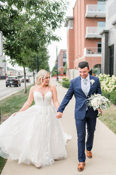ohio wedding photographer natural traditional light bright columbus dayton cincinnati Senior photographer family newborn